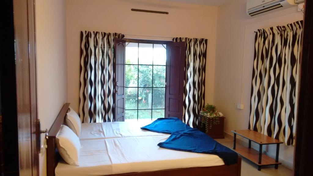 Indeevaram Apartments Kovalam Ngoại thất bức ảnh