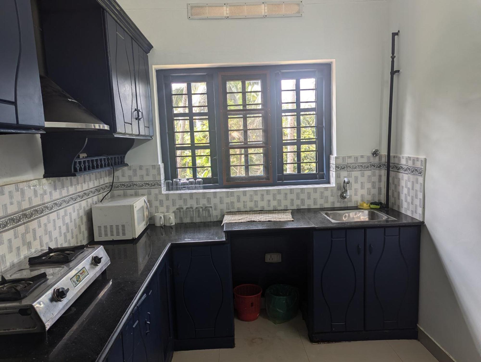 Indeevaram Apartments Kovalam Ngoại thất bức ảnh
