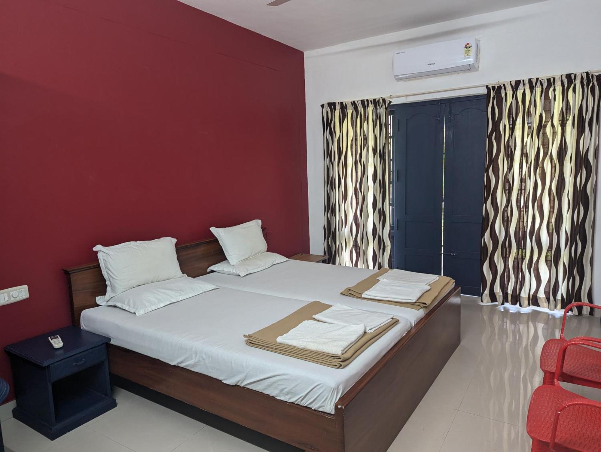 Indeevaram Apartments Kovalam Ngoại thất bức ảnh
